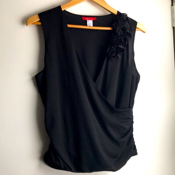 Anne Klein Black Faux Wrap Blouse Flower Appliqué - Picture 2 of 8